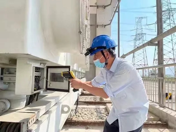 ���������ʡ����󡢹���ί����ǡ����Ρ�������ҵ�ĸ�