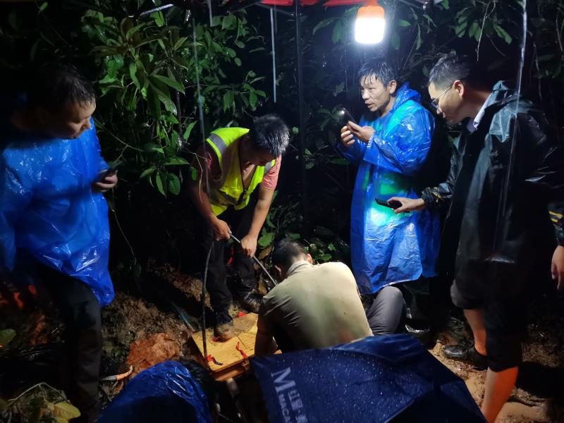 ���������ʡ����󡢹���ί����ǡ����Ρ�������ҵ�ĸ�