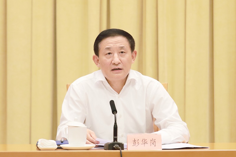 �����ڡ����ʡ����󡢹���ί�����鳤����ҵ�ĸ�