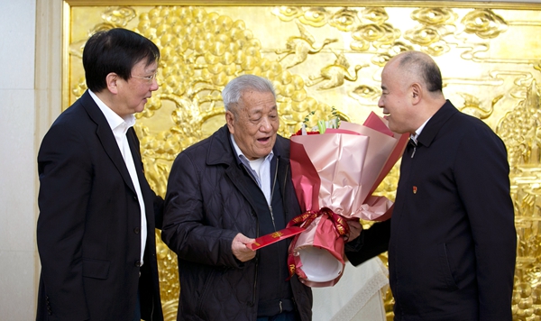 ���������ʡ����󡢹���ί����ǡ����Ρ�������ҵ�ĸ�